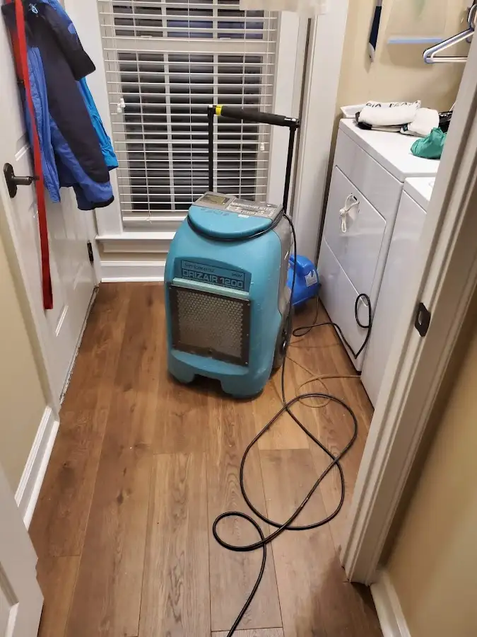Commercial dehumidifier deployed for Flood Damage Cleanup in Wilmington Manor